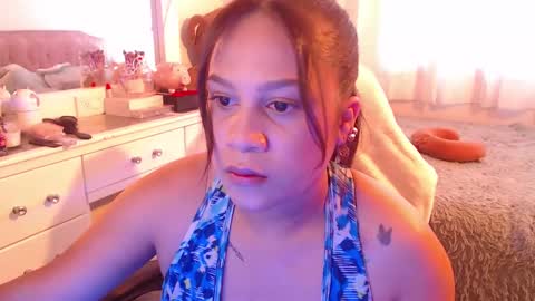 Snapshot of ambersmith98_ chatting on 02/19/25, 12:33 Amber online show from 02/19/25, 12:33
