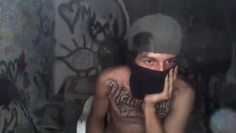 Snapshot of ambicion666 chatting on 10/16/25, 08:48 ambicion666 online show from 10/16/25, 08:48