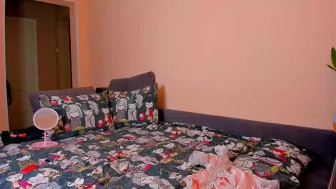 Eileen online show from 10/25/25, 07:08