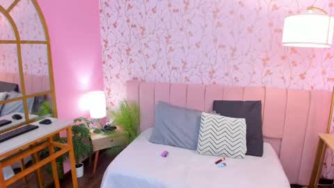 Amelia Adams online show from 02/22/25, 01:22