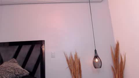 AMELIA  online show from 10/24/25, 06:21