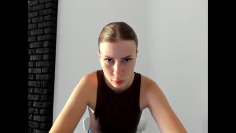 Snapshot of amelia_gold9 chatting on 09/21/25, 07:54 amelia_gold9 online show from 09/21/25, 07:54