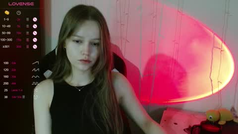 amelia_sweeti online show from 10/17/25, 03:36