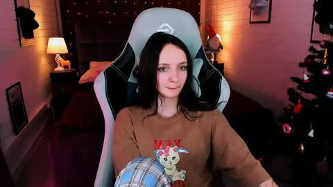 Snapshot of ameliamalina chatting on 12/27/24, 11:39 Amelia online show from 12/27/24, 11:39