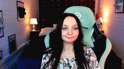 Snapshot of ameliamalina chatting on 01/15/25, 11:43 Amelia online show from 01/15/25, 11:43