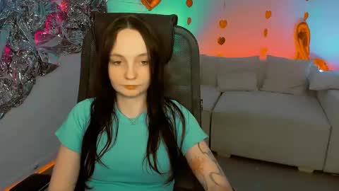 Snapshot of ameliamalina chatting on 02/26/25, 12:36 Amelia online show from 02/26/25, 12:36