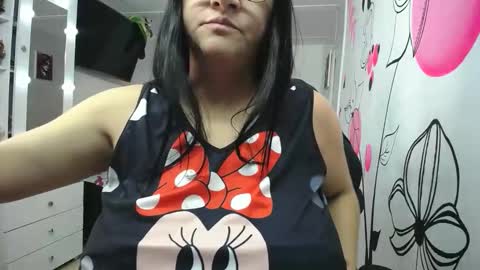 Amelia online show from 10/23/25, 01:05