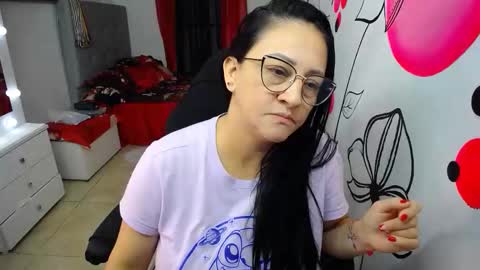 Amelia online show from 11/07/25, 01:38