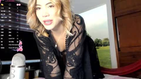 Snapshot of ameliashepard1 chatting on 09/20/25, 09:38 Amelia online show from 09/20/25, 09:38