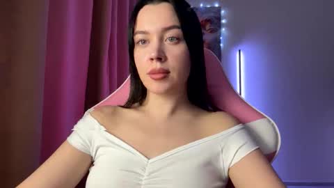 Snapshot of ameliasonk chatting on 11/24/25, 06:40 Amelia Sonk online show from 11/24/25, 06:40