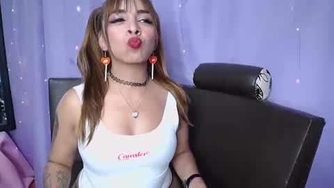 Snapshot of amelie01bronw chatting on 03/03/25, 02:04 amelie brown online show from 03/03/25, 02:04