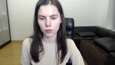 Amelie online show from 11/17/25, 06:03