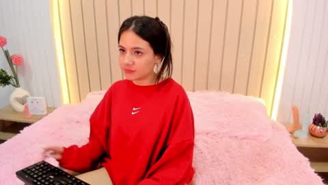 Snapshot of ameliiaa_smith chatting on 12/15/24, 05:45 Amelia online show from 12/15/24, 05:45