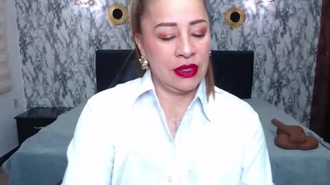 Amell Thomson online show from 10/15/25, 11:32