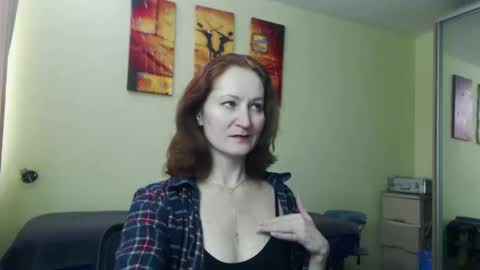 Snapshot of amelly777 chatting on 02/17/25, 11:34 amelly777 online show from 02/17/25, 11:34
