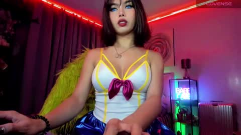 Snapshot of amethyst_ts chatting on 12/06/24, 03:52 AMETHYST look at my BIO online show from 12/06/24, 03:52