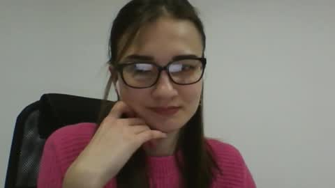 Snapshot of amethystnight_ chatting on 02/18/25, 02:27 Julia online show from 02/18/25, 02:27