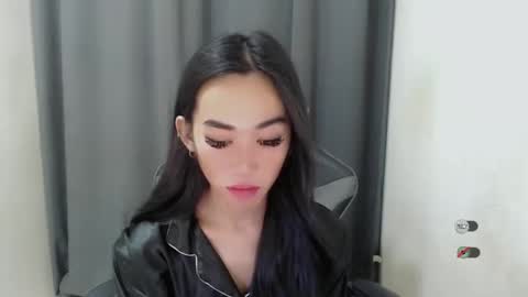 Snapshot of ami_lewis chatting on 03/02/25, 01:36 JOANNA online show from 03/02/25, 01:36