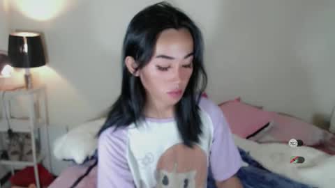 Snapshot of ami_lewis chatting on 10/02/25, 03:35 JOANNA online show from 10/02/25, 03:35