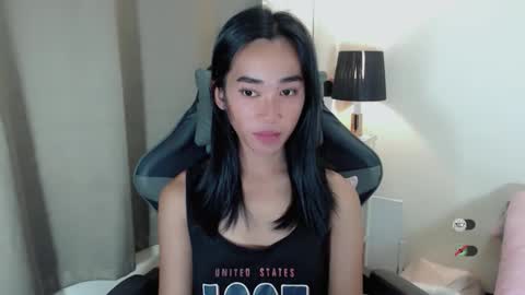 Snapshot of ami_lewis chatting on 10/17/25, 01:31 JOANNA online show from 10/17/25, 01:31