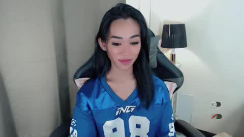 Snapshot of ami_lewis chatting on 11/15/25, 12:52 JOANNA online show from 11/15/25, 12:52