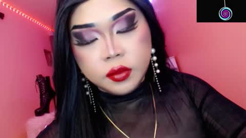 Queen Mireska online show from 11/04/25, 03:44