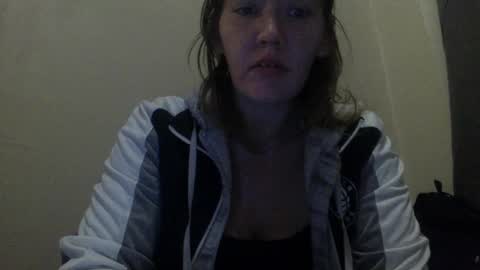 Snapshot of amileamariestar chatting on 12/22/24, 08:05 amileamariestar online show from 12/22/24, 08:05