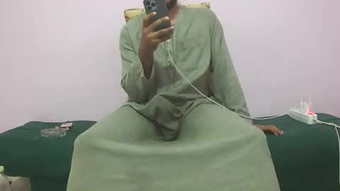 Amir online show from 11/03/25, 11:26