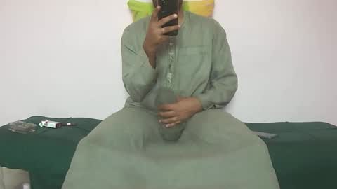 Amir online show from 11/10/25, 01:21