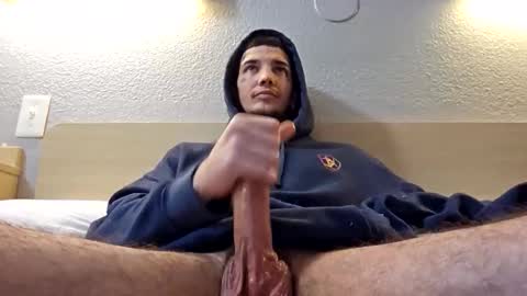 amiri_sweater online show from 11/28/25, 08:06