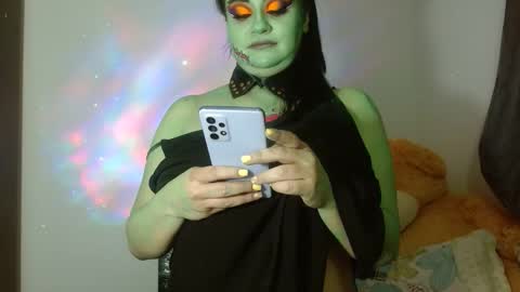 Ambaar online show from 10/20/25, 01:39