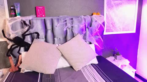 ammber_mjs online show from 10/22/25, 01:22