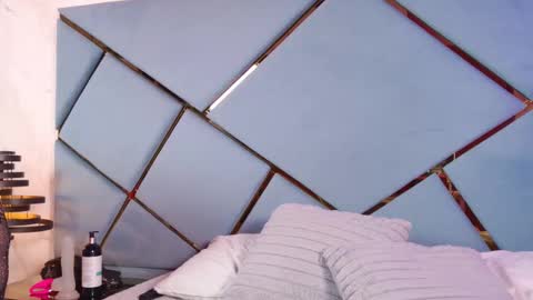 ammy durand online show from 10/17/25, 07:16