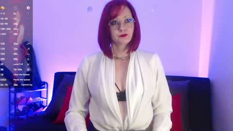 Snapshot of ammy_lee_69 chatting on 01/04/25, 06:40 Ammy Lee online show from 01/04/25, 06:40
