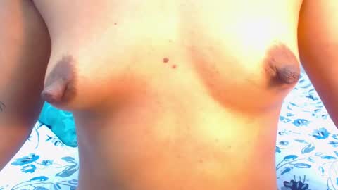 Snapshot of ammy_ronan chatting on 01/26/25, 06:48 IM AMMY online show from 01/26/25, 06:48