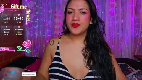 Snapshot of ammy_stones1 chatting on 09/19/25, 10:05 Ammy Stones online show from 09/19/25, 10:05