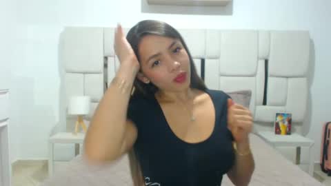 Snapshot of ammy_velez chatting on 01/06/25, 08:50 ammy_velez online show from 01/06/25, 08:50