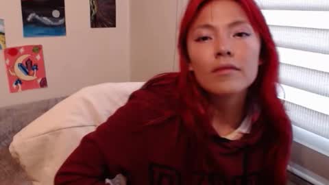 yisel online show from 10/12/25, 08:30