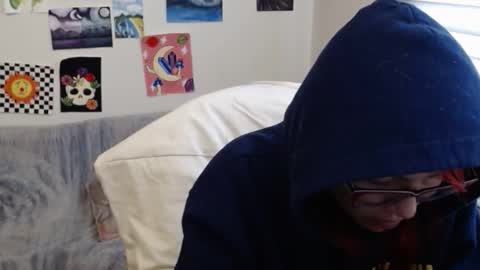 yisel online show from 10/13/25, 02:06