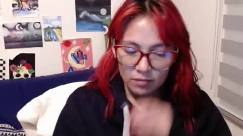 yisel online show from 10/29/25, 12:57