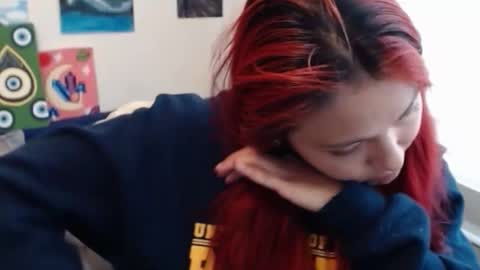 yisel online show from 11/05/25, 03:56