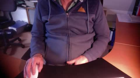 Amor2200 online show from 10/15/25, 07:41