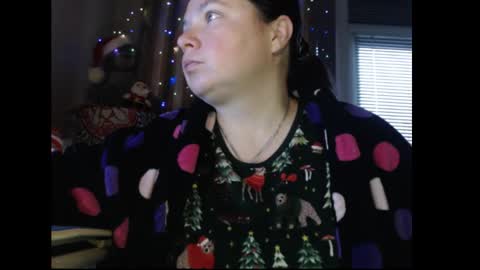 Snapshot of amorelara chatting on 11/17/25, 06:08 amorelara online show from 11/17/25, 06:08