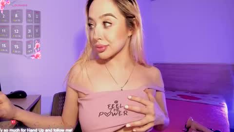 Amorkiss online show from 09/16/25, 03:40