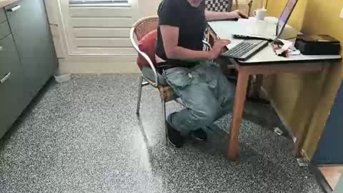 Snapshot of amstsagger chatting on 10/19/25, 11:55 amstsagger online show from 10/19/25, 11:55
