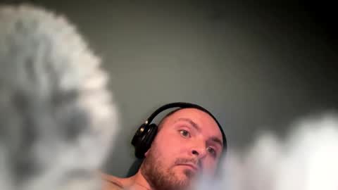 amwillz1997 online show from 11/09/25, 05:33