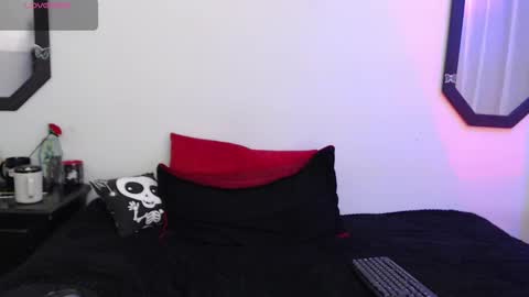 Amy online show from 09/30/25, 03:39