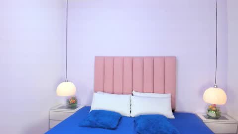 Aleja   online show from 11/15/25, 11:32