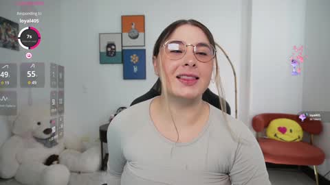 Snapshot of amy_ross1 chatting on 12/03/24, 05:12 Daniela M online show from 12/03/24, 05:12