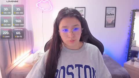 Snapshot of amy_sophiaa chatting on 01/08/25, 12:58 Amy sophia 3 online show from 01/08/25, 12:58